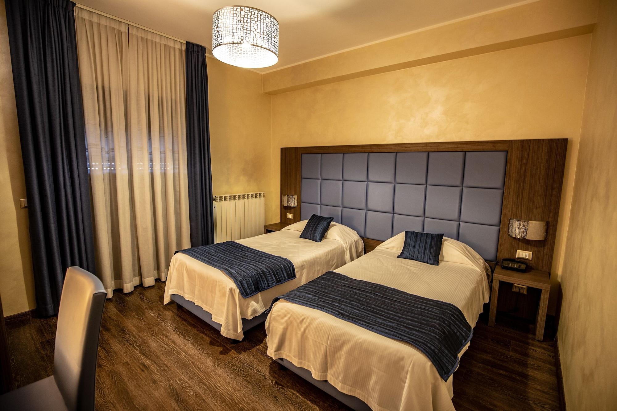Hotel La Compagnia Del Viaggiatore LʼAquila Kültér fotó