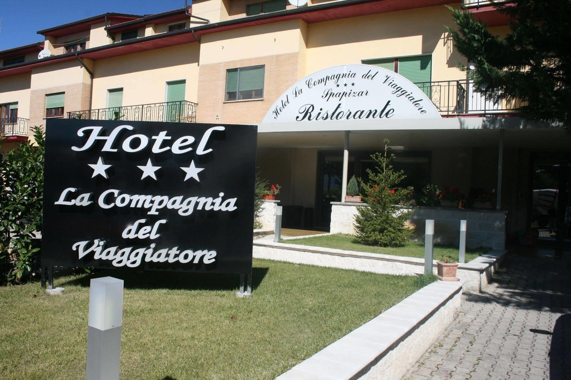 Hotel La Compagnia Del Viaggiatore LʼAquila Kültér fotó